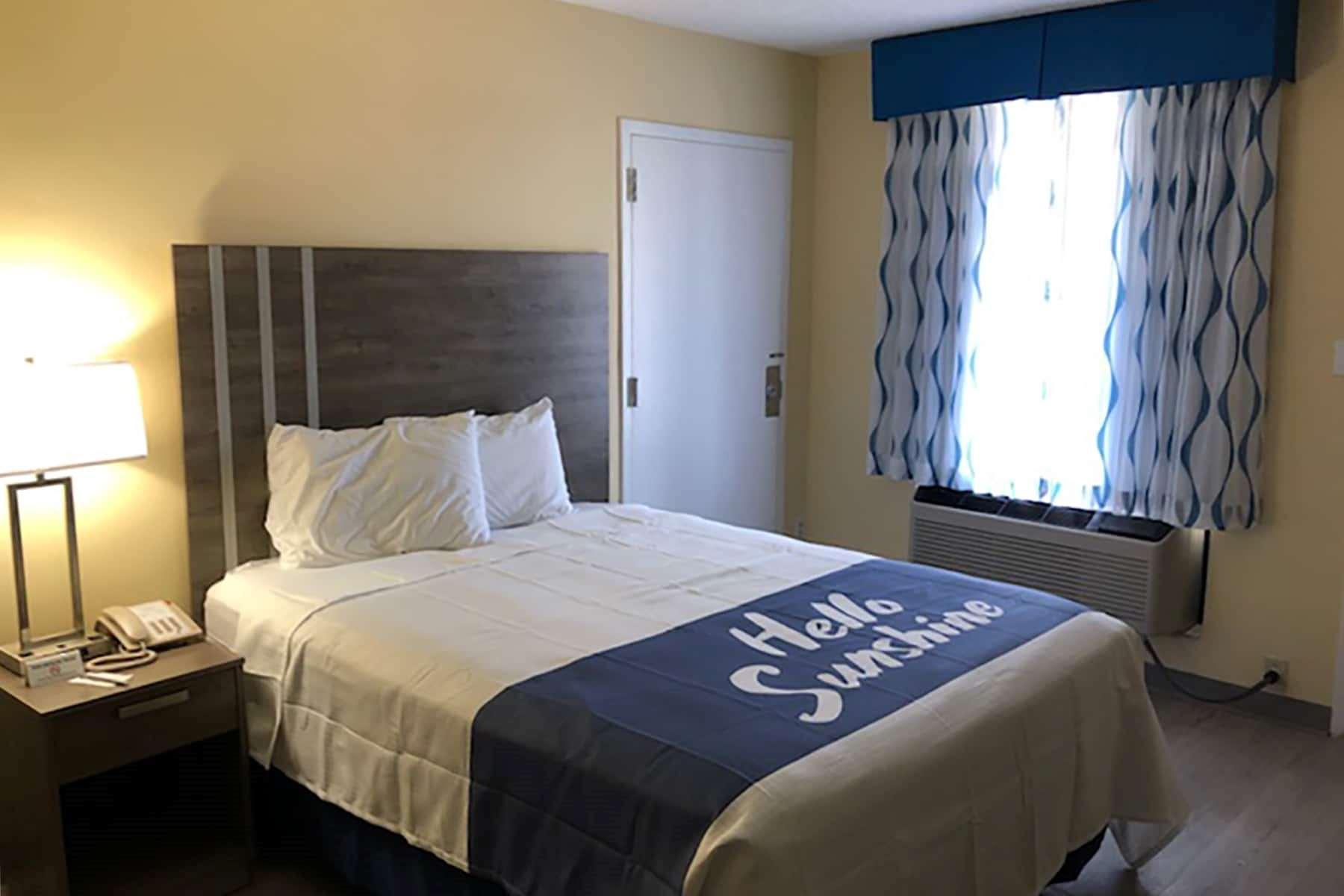 Days Inn By Wyndham Cape Carteret Near Emerald Isle 외부 사진